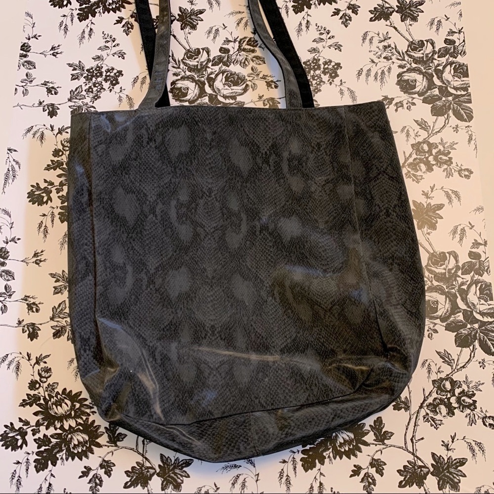 chateau purse